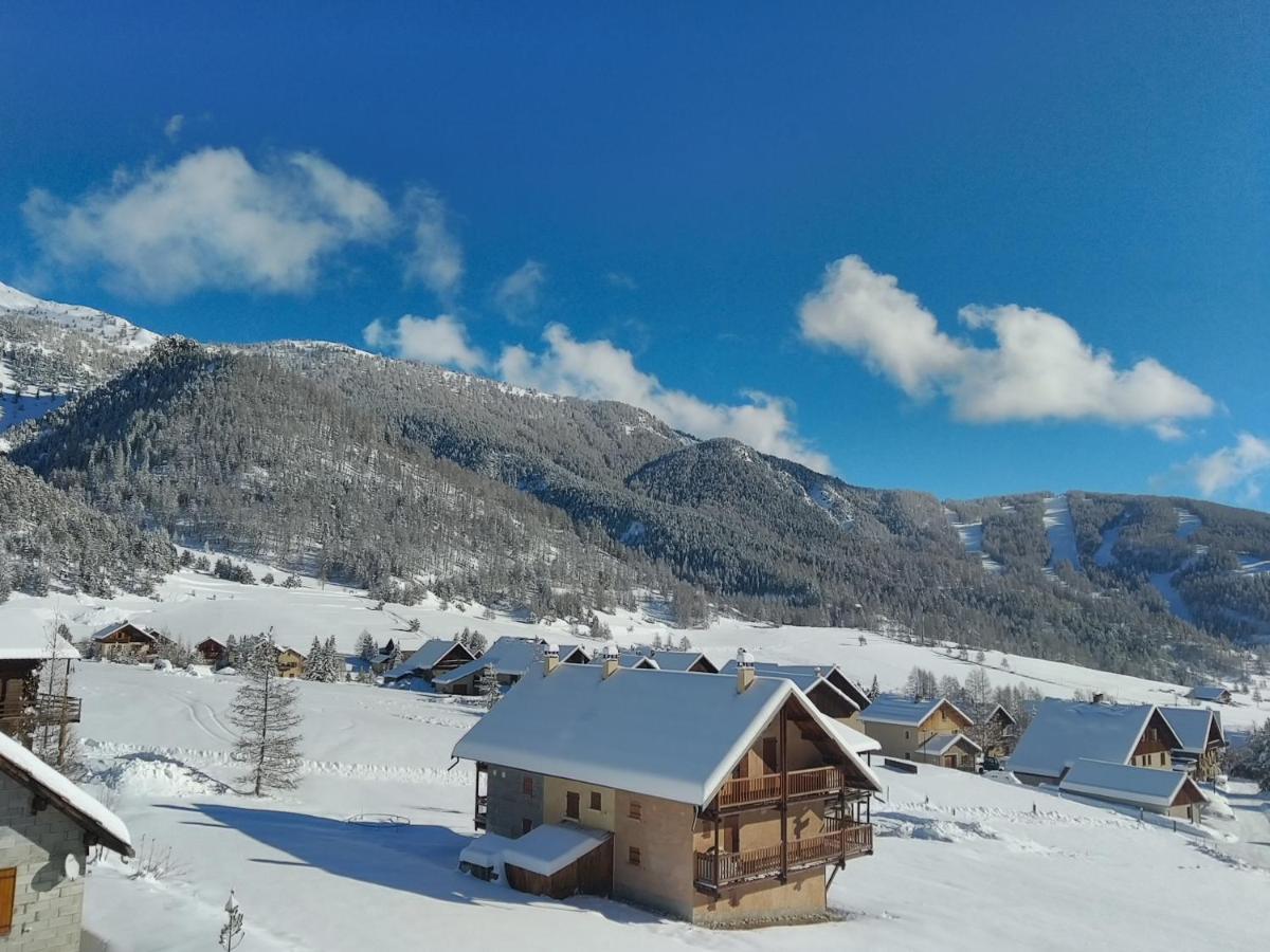 Апартаменты Les Balcons De L'Izoard - La Marmotte Арвьё Экстерьер фото